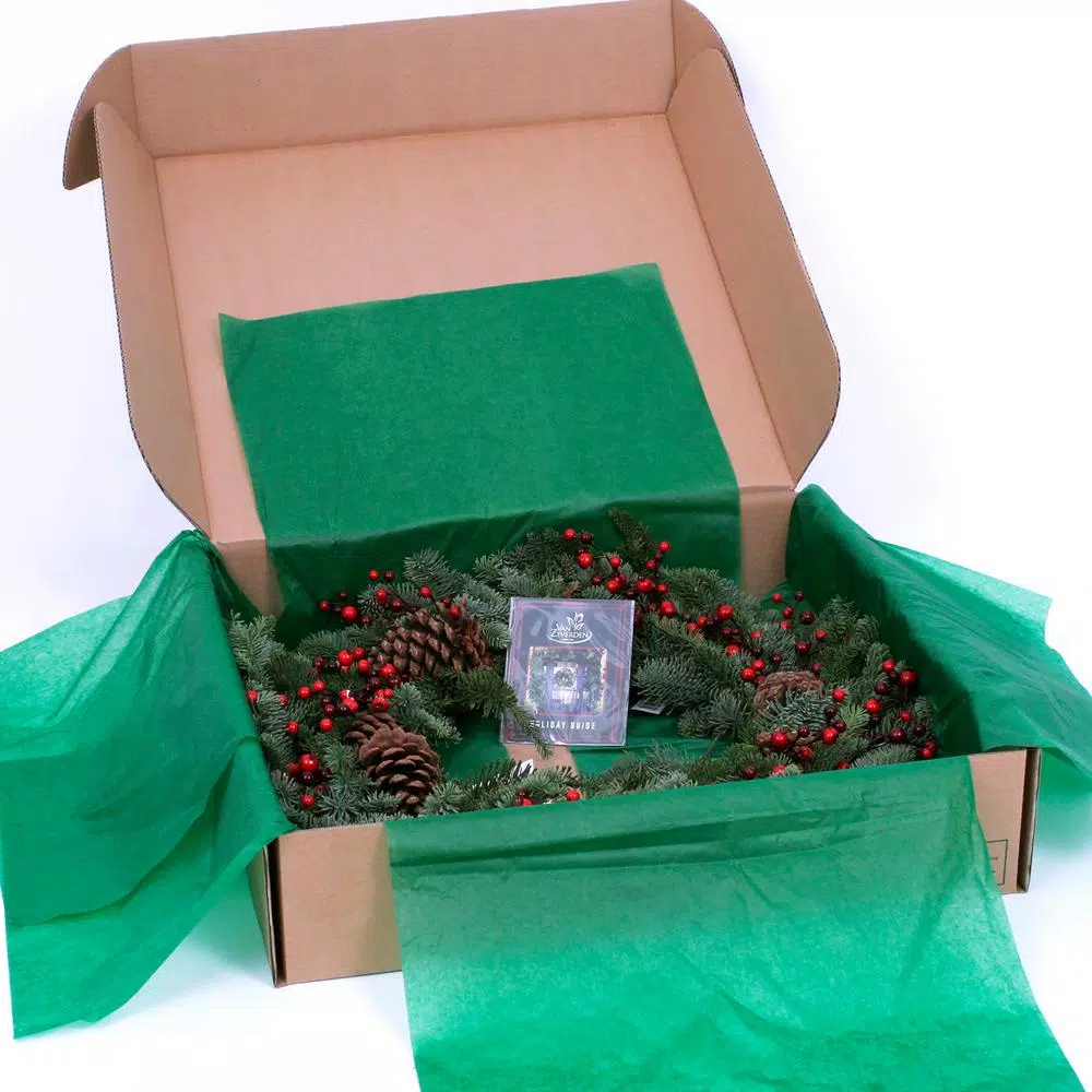 Christmas Greenery VAN ZYVERDEN 24 In. Live Fresh Cut Pacific Northwest Berry Fresh Christmas Wreath Decorated 8 Christmas Greenery VAN ZYVERDEN 24 In. Live Fresh Cut Pacific Northwest Berry Fresh Christmas Wreath Decorated - Image 6